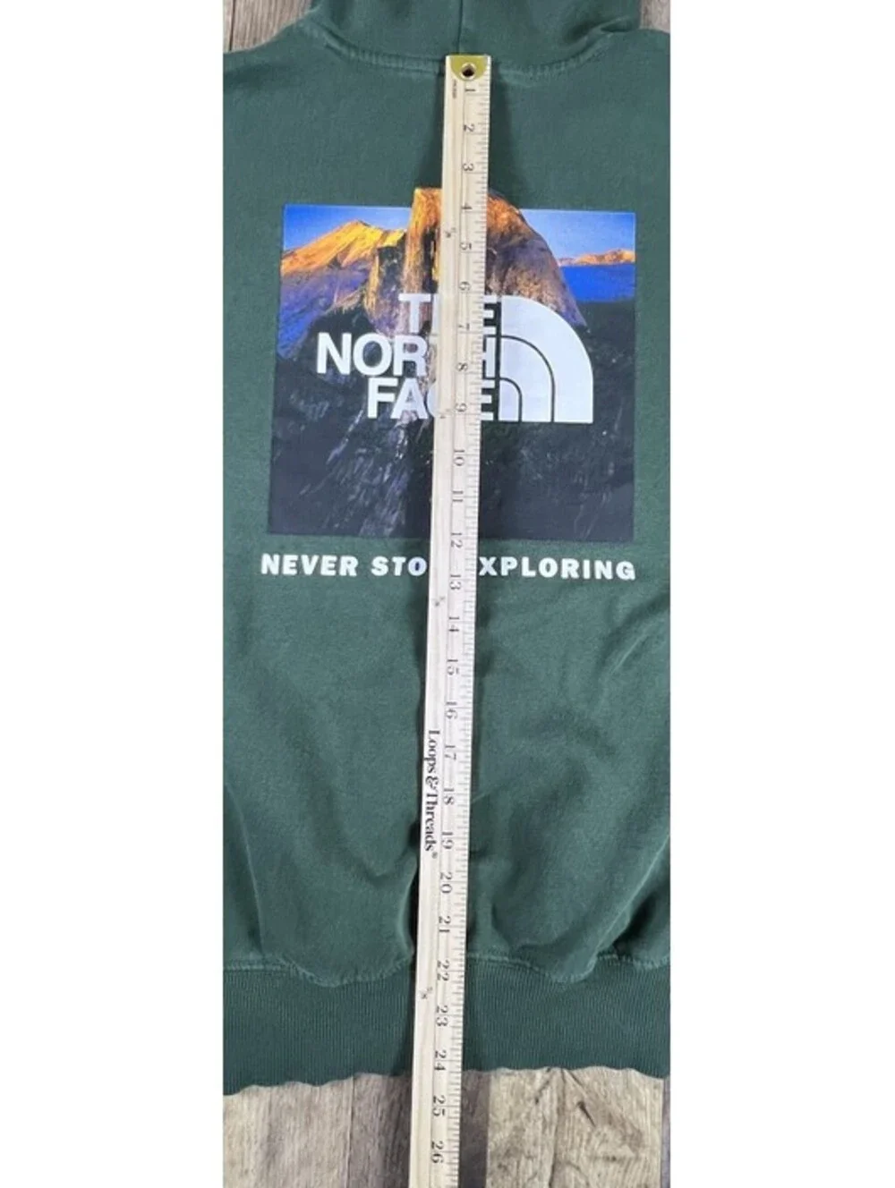 The North Face Hoodie Mens S Green Box NSE Pullover Graphic Sweatshirt A7UNS